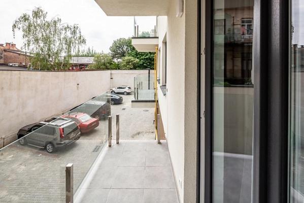 Апартаменти З Парковкою Leópolis Exterior foto
